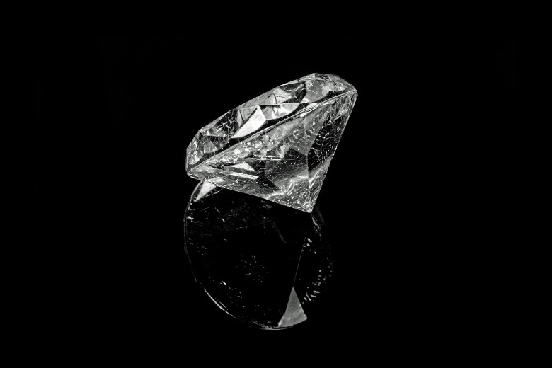Loose diamond